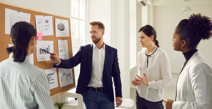 Government and defence resumes: how to (image 2)